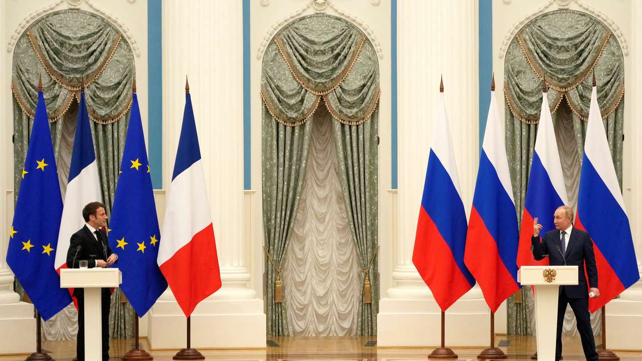 FILE PHOTO: Russian President Vladimir Putin meets with French President Emmanuel Macron in Moscow
