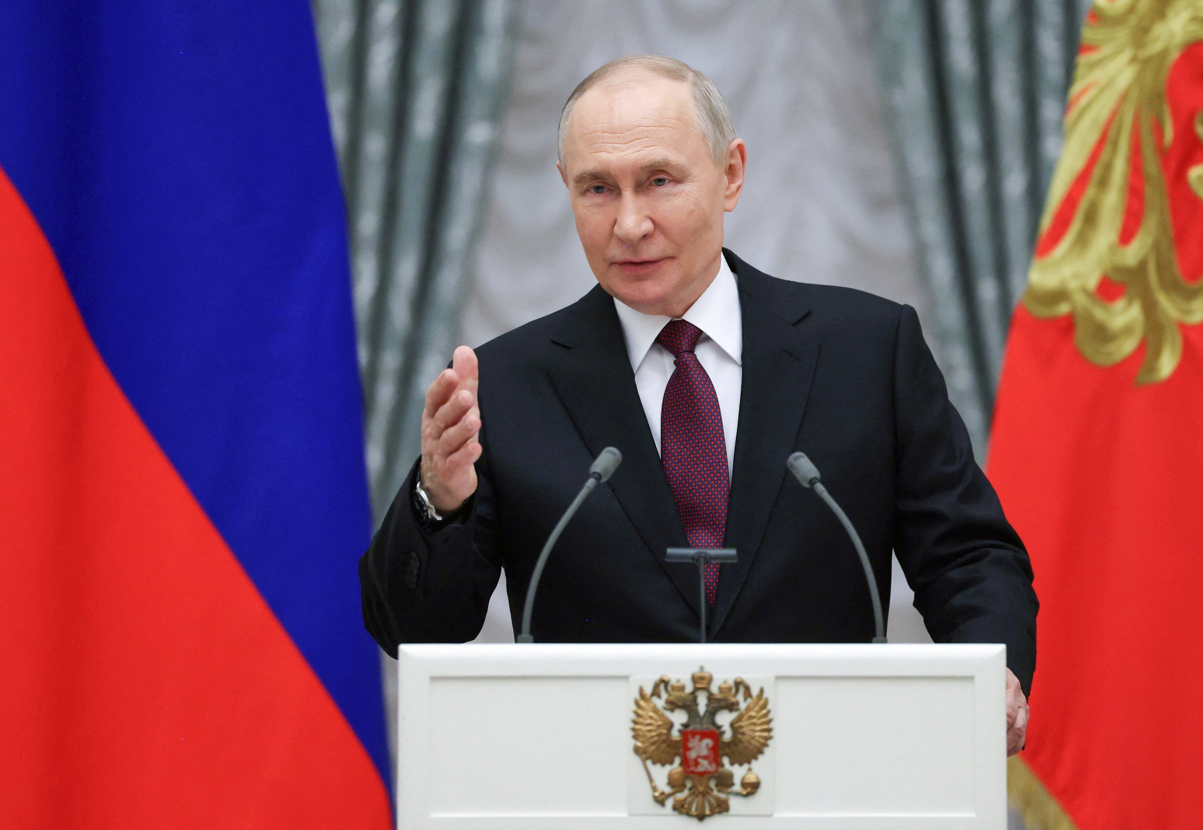 Putin says Russia can replace Hormuz routes