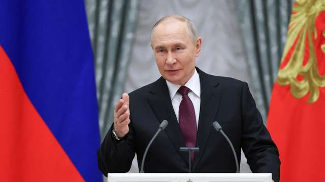 Putin addresses iconic V-Day celebrations
