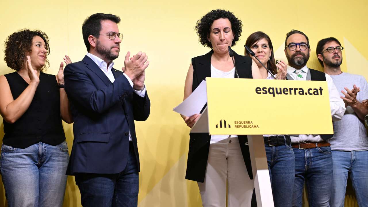 Catalan separatists vote on far-reaching government deal