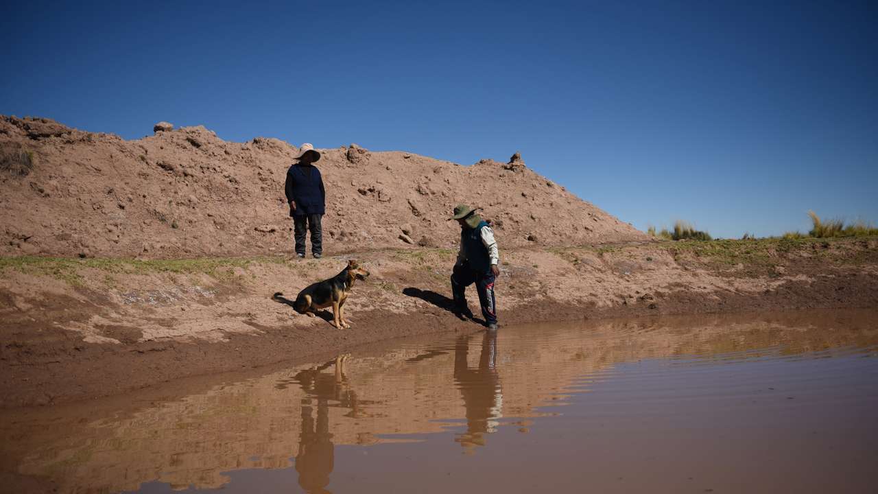 Bolivian farmers update techniques to adapt to climate challenges, in Oruro
