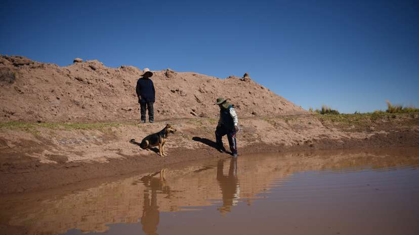 Bolivian farmers update techniques to adapt to climate challenges, in Oruro