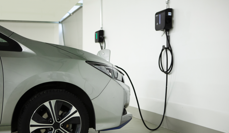 eaton-unveils-its-newest-made-in-morocco-ev-charging-stations-800x534