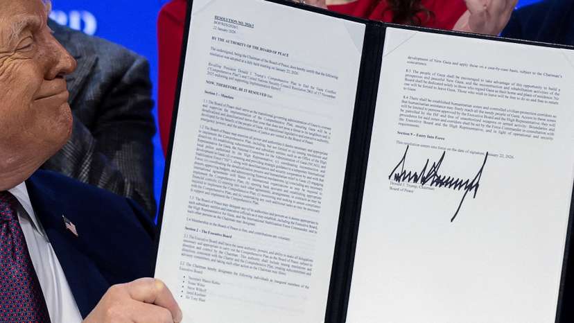 FILE PHOTO: 56th annual World Economic Forum (WEF) meeting in Davos