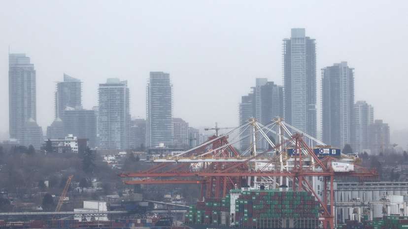 Ships in the Port of Vancouver