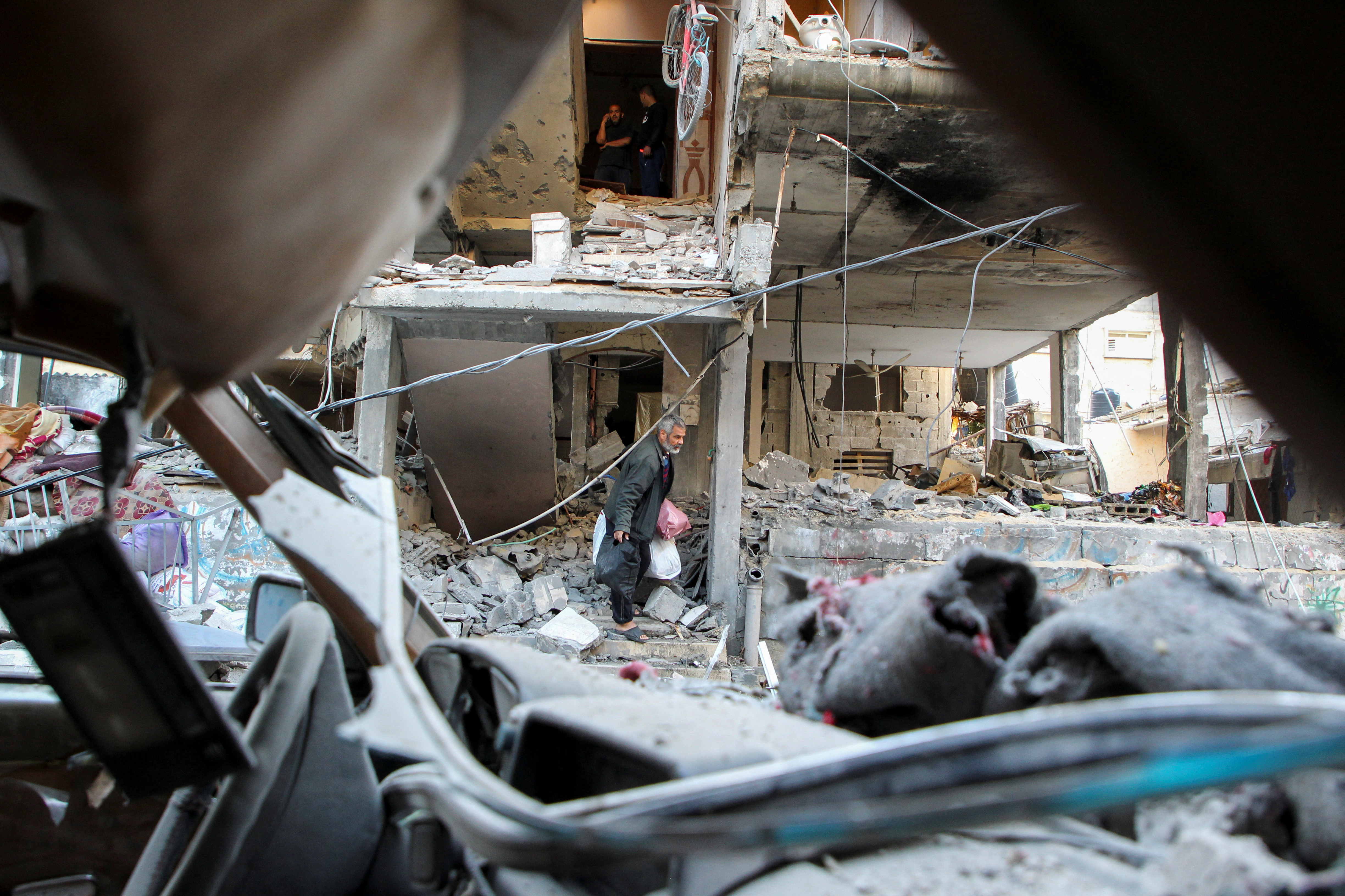 Aftermath of an Israeli strike on a house in Rafah