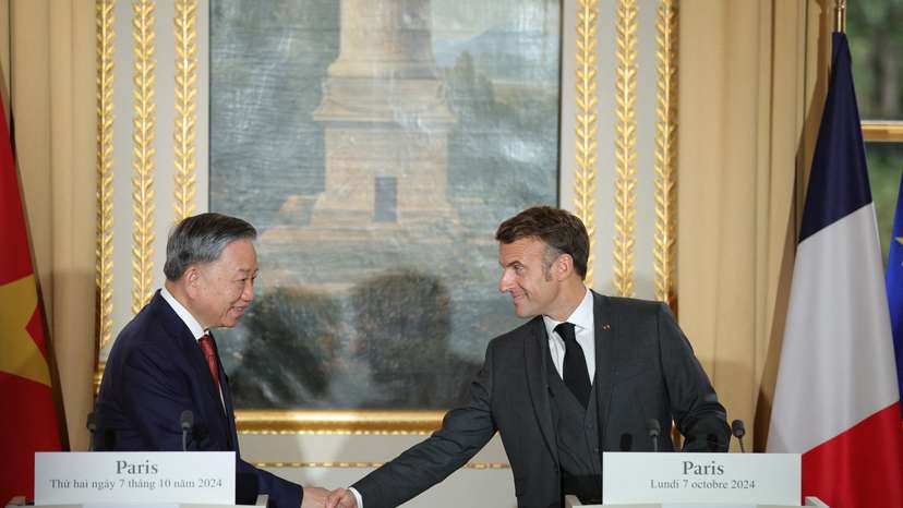 French President Emmanuel Macron meets Vietnamese President To Lam in Paris