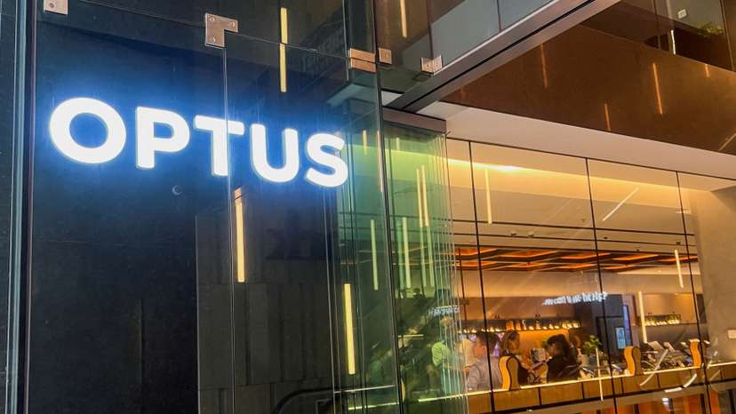 FILE PHOTO: Optus shop in Sydney