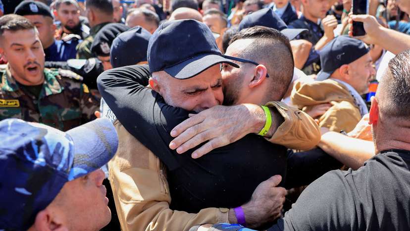 Hostages-prisoners swap deal between Hamas and Israel