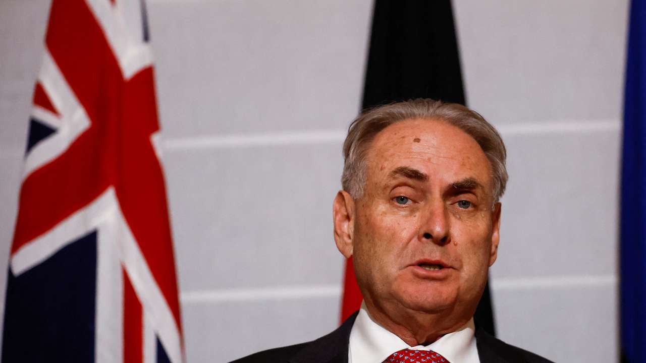 Australia's Trade Minister Don Farrell visits Beijing