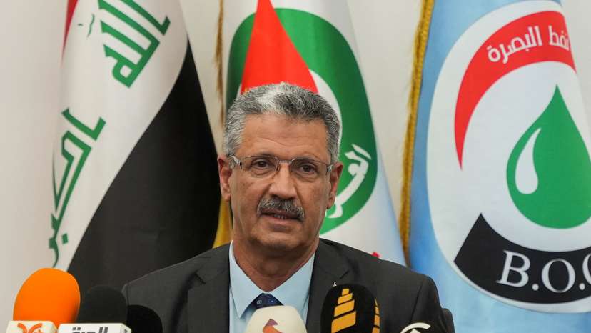 FILE PHOTO: Iraq's oil minister Hayan Abdel-Ghani speaks during a press conference at Iraq's Majnoon oil field near Basra