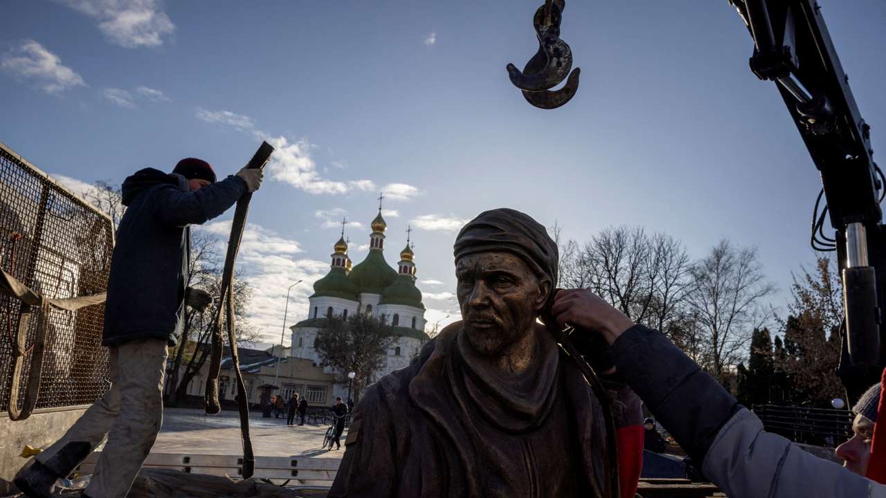 Memorial site for Ukrainian serviceman Oleksandr Matsievskyi in Nizhyn