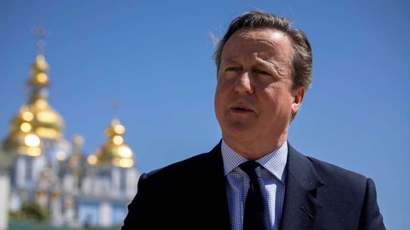 Britain's Foreign Secretary David Cameron and Ukrainian Foreign Minister Dmytro Kuleba meet in Kyiv
