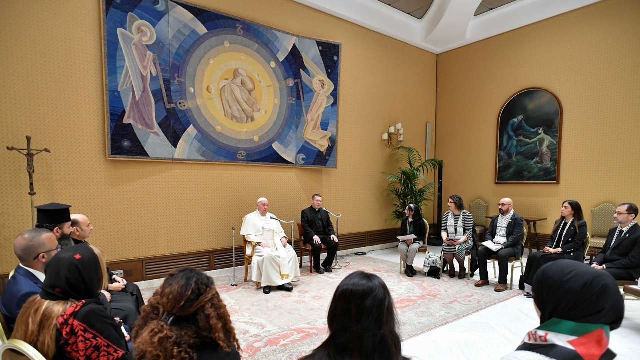 Pope Francis meets with Palestinians whose relatives are stranded in Gaza