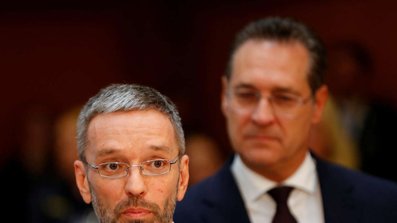 FILE PHOTO: Austrian Interior Minister Kickl and Vice Chancellor Strache attend a news conference in Vienna