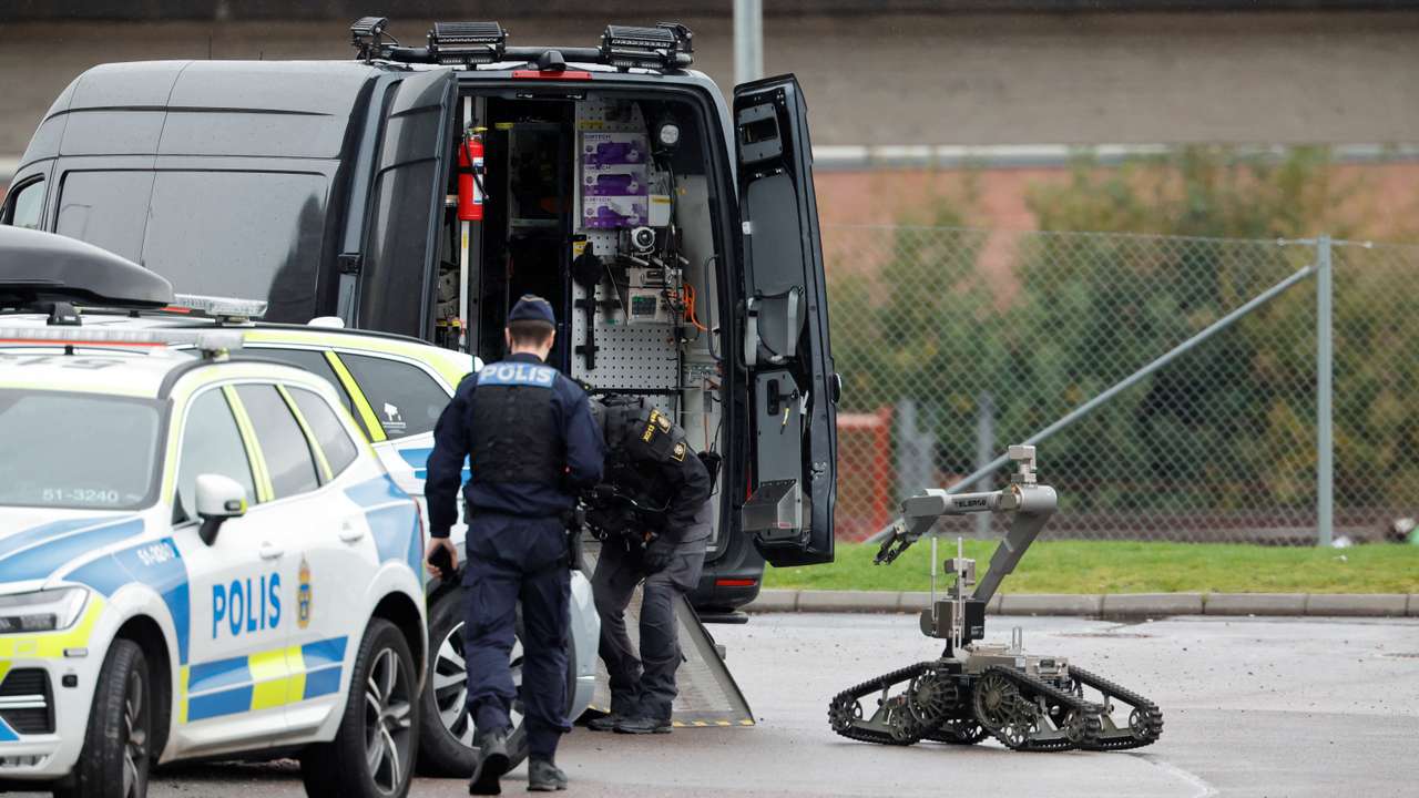 Sweden police investigate shooting near Israeli target in Gothenburg