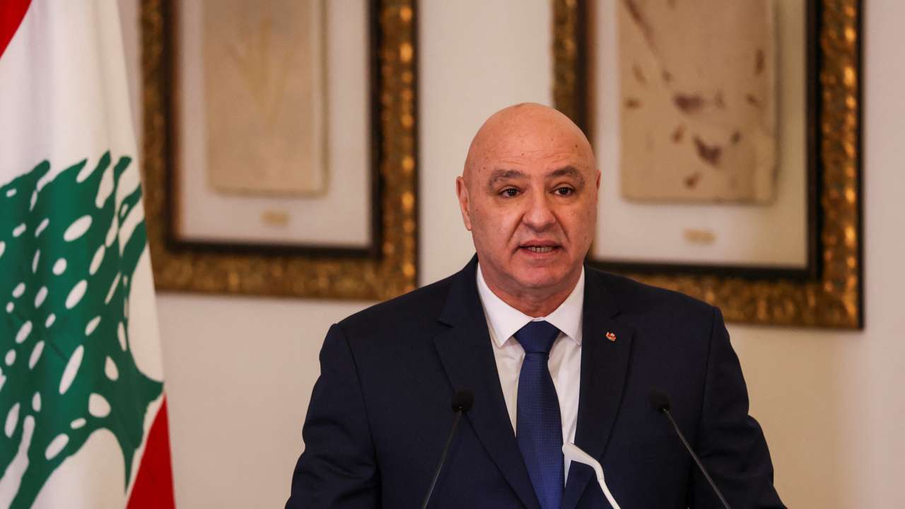 FILE PHOTO: Lebanese President Joseph Aoun attends a press conference, at the presidential palace, in Baabda, Lebanon January 17, 2025. REUTERS/Mohamed Azakir/File Photo