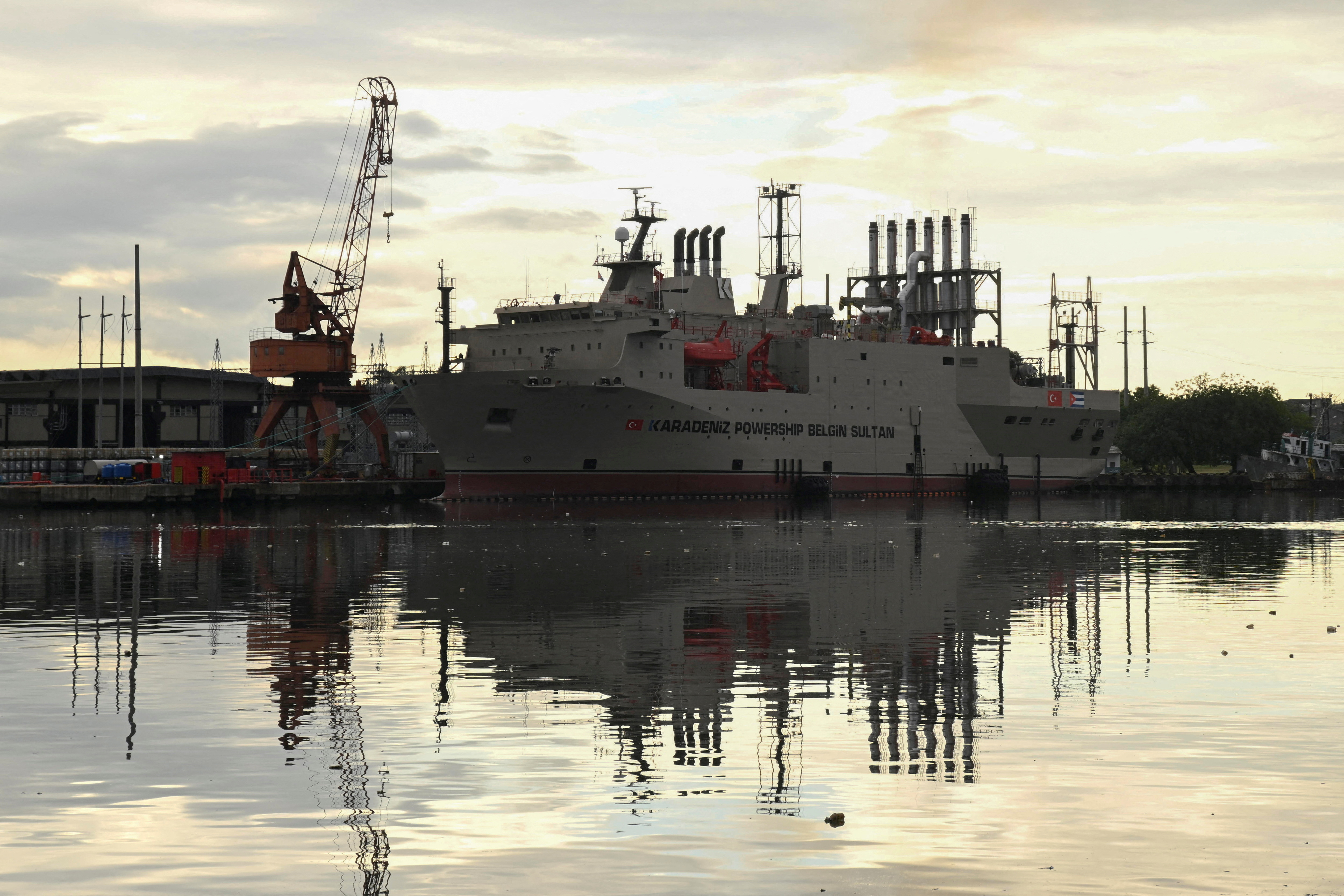 FILE PHOTO: Clock ticks in Cuba as Trump vows to shut off Venezuelan oil