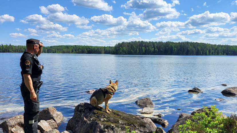 Finland readies to bar new migrant route via Russia to Europe