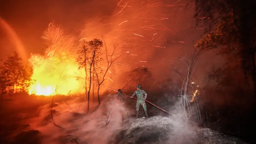 AFP__20261013__D34M4V9__v4__HighRes__TopshotIndonesiaPollutionEnvironmentFire