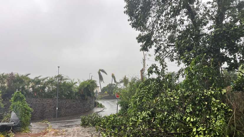 Cyclone Garance hits French island La Reunion