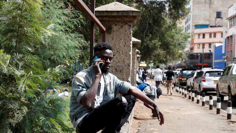 As Kenya marks anniversary of deadly protest, counter-protesters raise fears of new violence in Nairobi