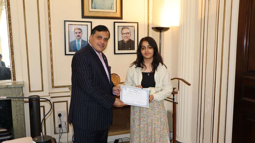 Pakistani High Commissioner honours British Pakistani student Cheema Mahnoor