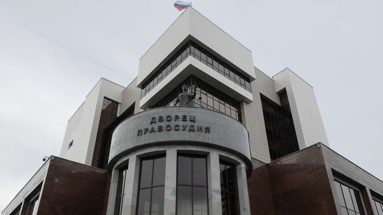U.S. reporter Gershkovich stands trial in Russia