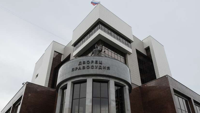 U.S. reporter Gershkovich stands trial in Russia