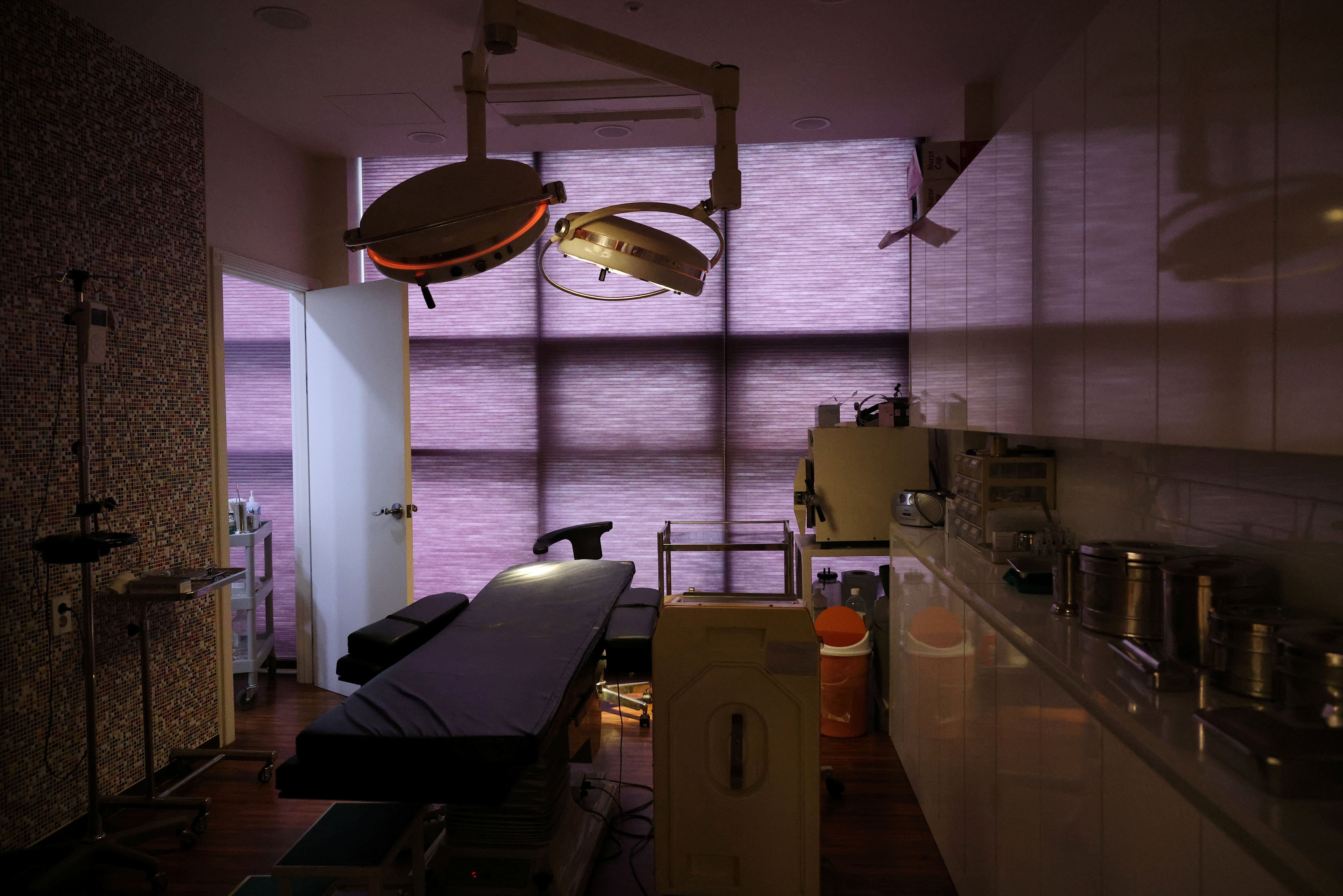 An operation room of a plastic surgery clinic is seen in Cheonan
