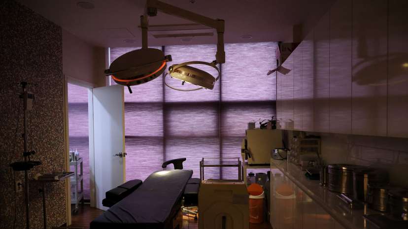 An operation room of a plastic surgery clinic is seen in Cheonan