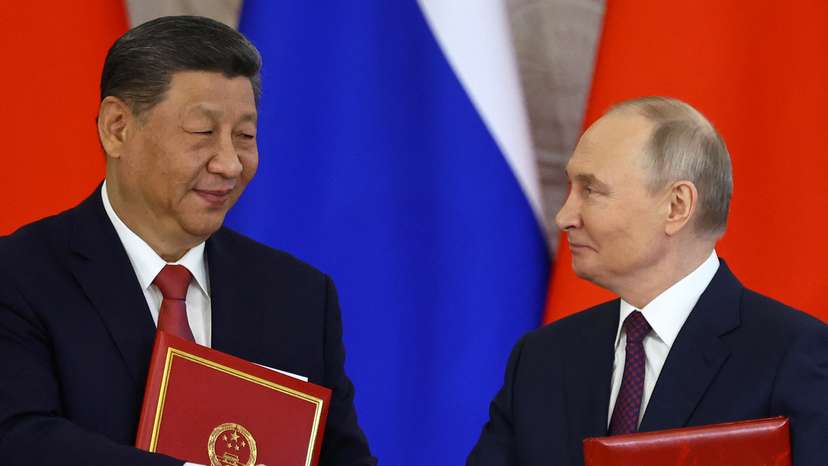 Russian President Putin and Chinese President Xi meet in Moscow