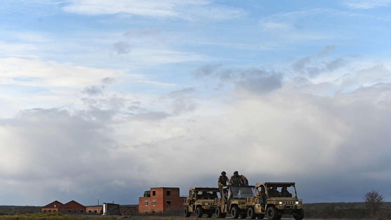 Russian soldiers undergo combat training in Krasnodar region
