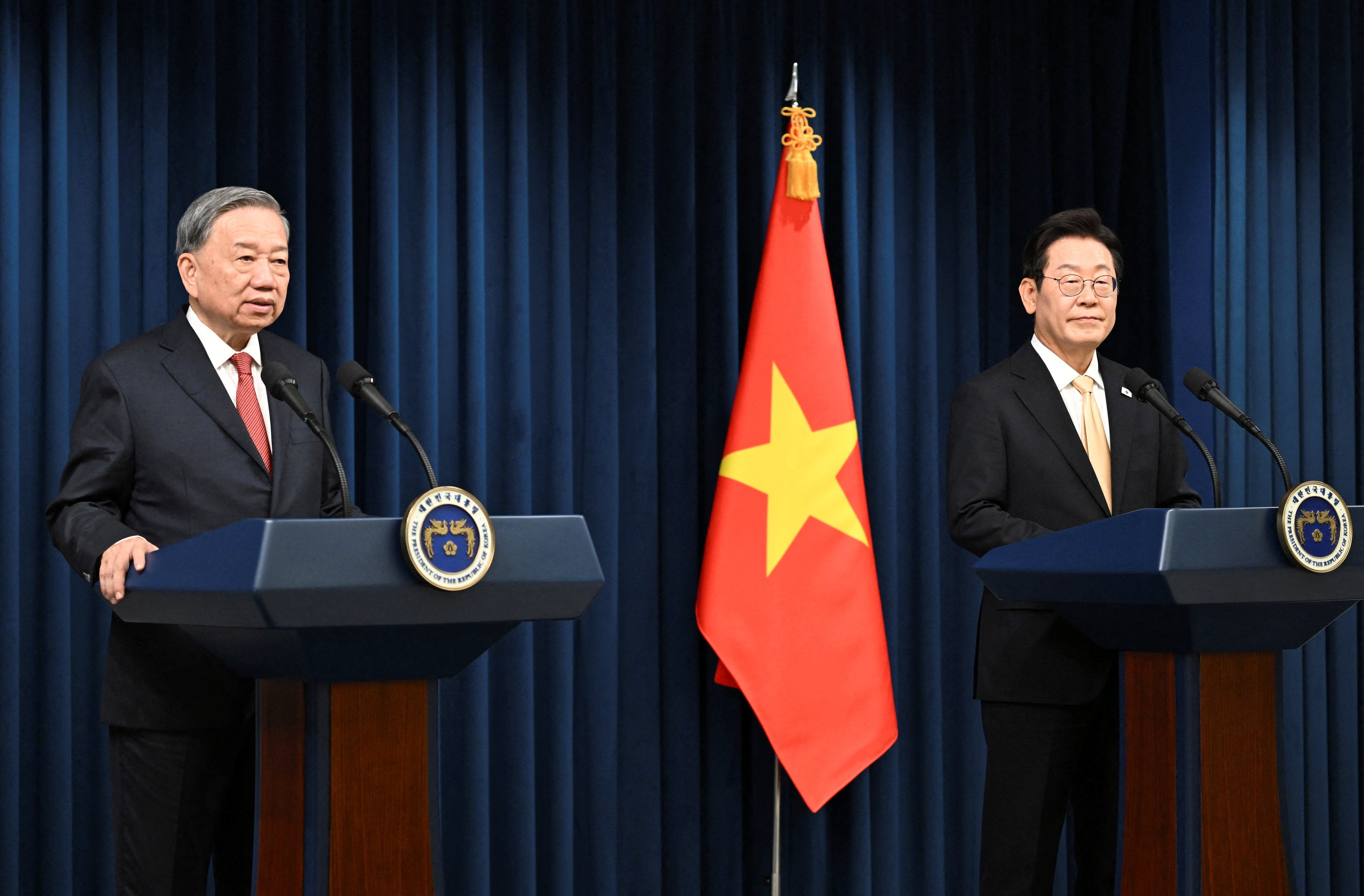 South Korean President Lee Jae Myung meets General Secretary of the Communist Party of Vietnam To Lam in Seoul