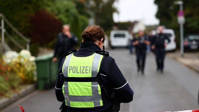 Herdecke Mayor Stalzer seriously injured in stabbing incident, in Herdecke