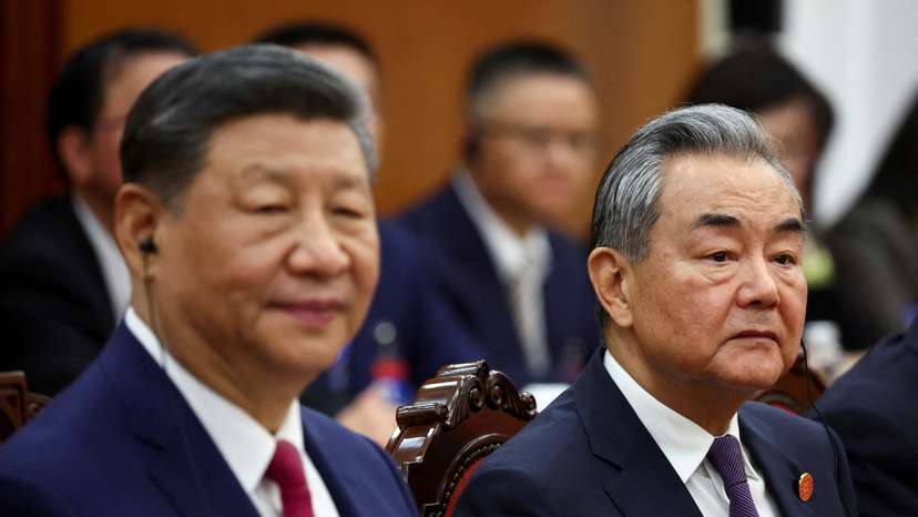 FILE PHOTO: Chinese President Xi Jinping visits Vietnam