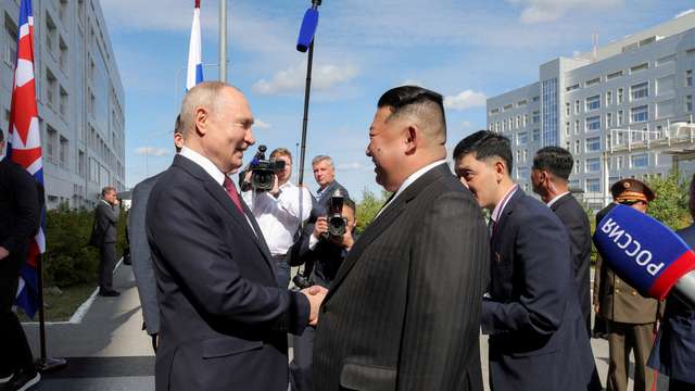FILE PHOTO: North Korean leader Kim Jong Un meets Russia's President Vladimir Putin