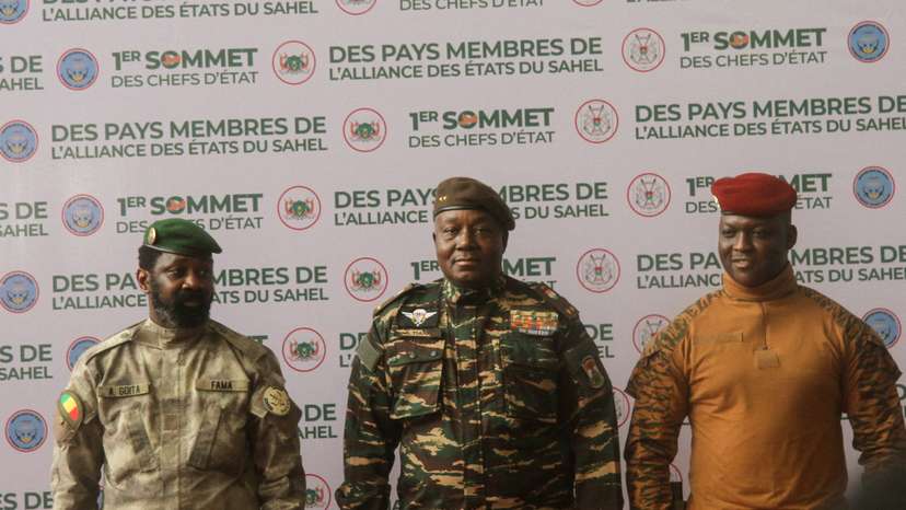Sahel junta leaders meet for a summit in Niamey