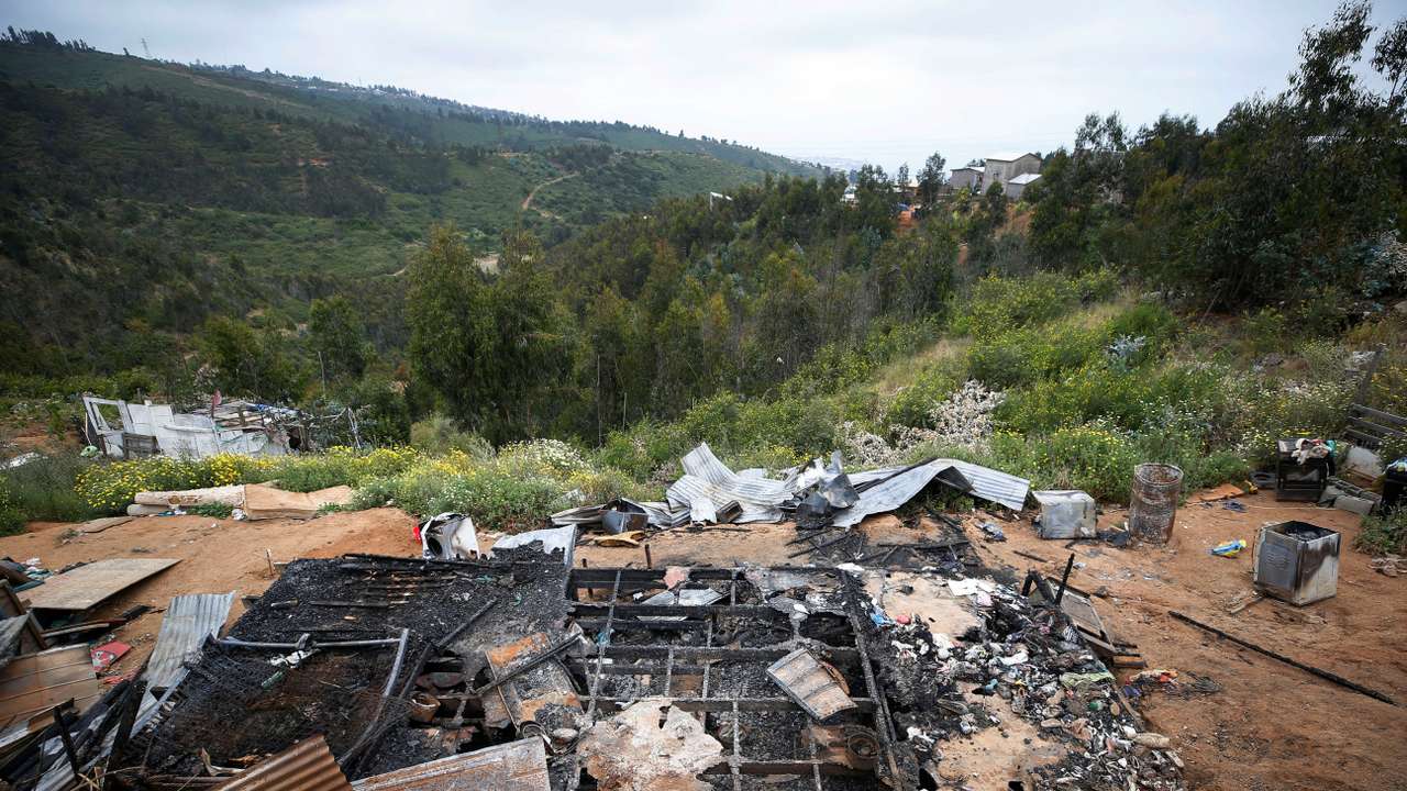 Deadly Chile shantytown fire reflects struggle to handle migrant boom