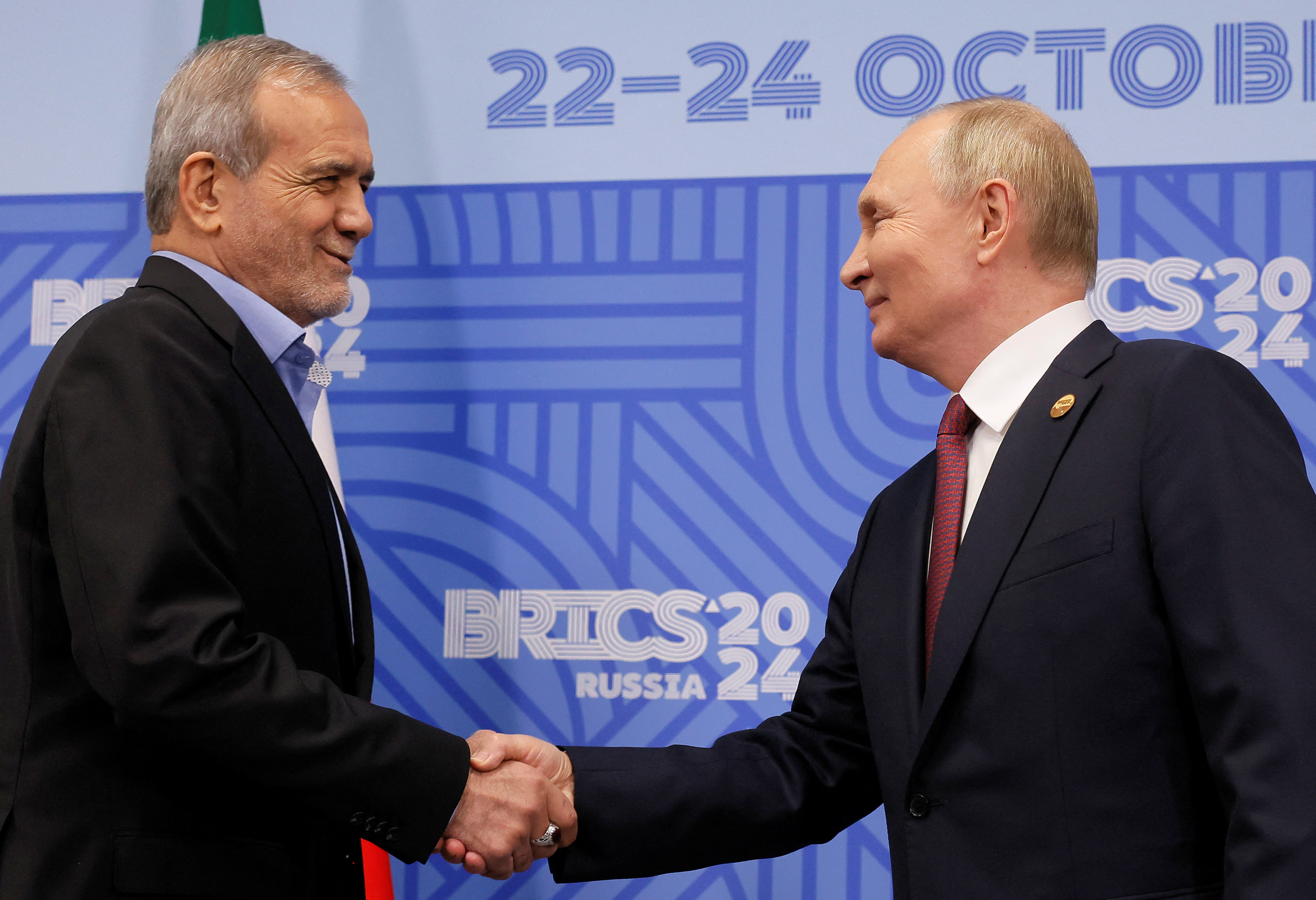 Russian President Putin and Iranian President Pezeshkian meet at BRICS summit in Kazan