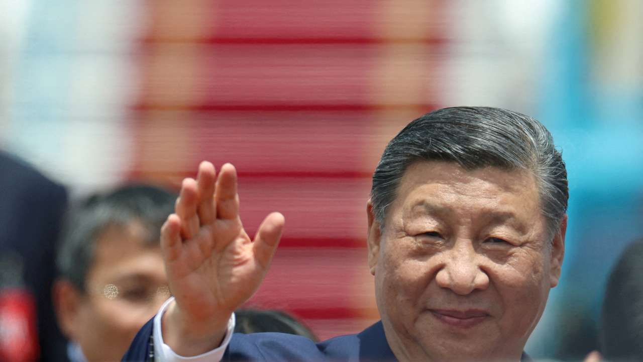 FILE PHOTO: Chinese President Xi Jinping visits Vietnam