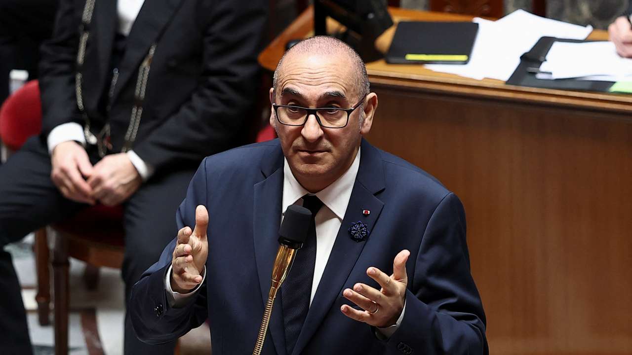 Questions to the government session at the National Assembly, in Paris