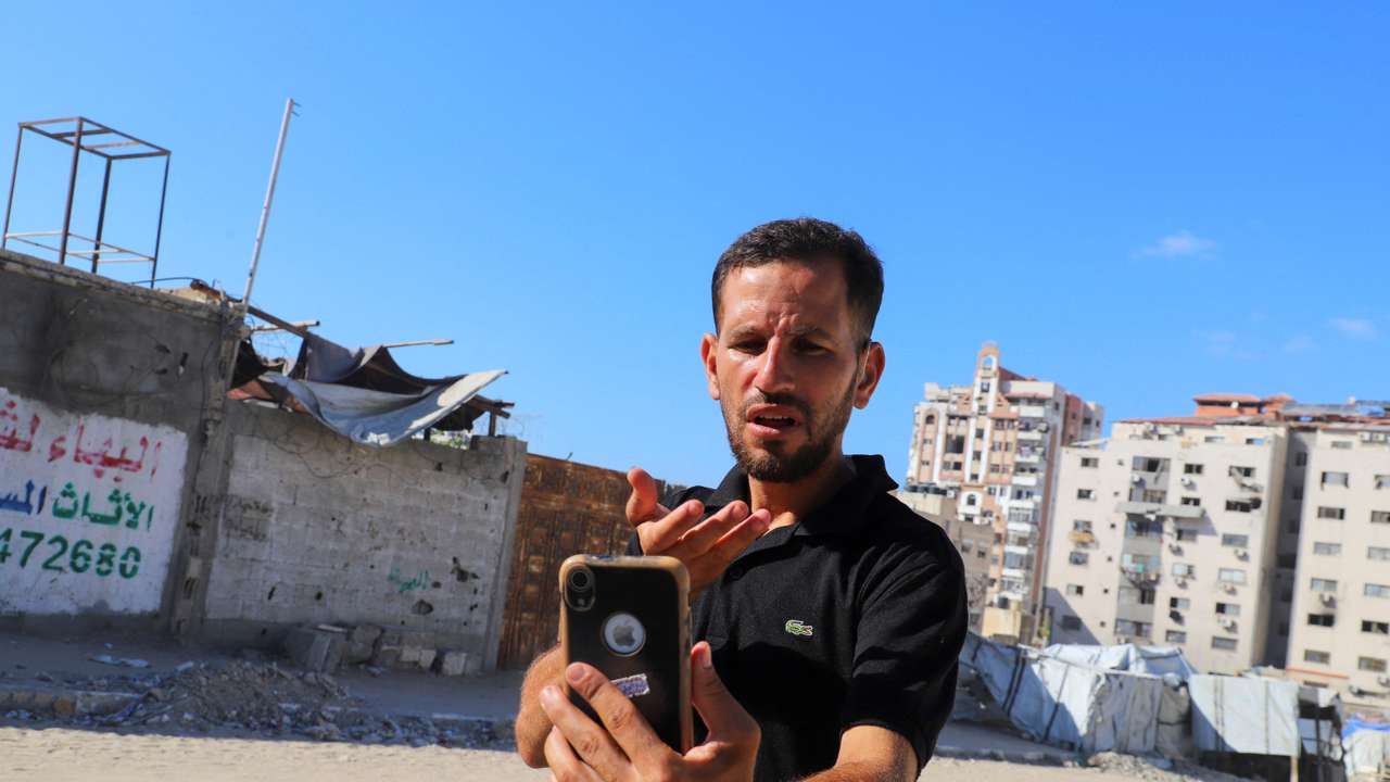 'Make our voice heard' - Palestinian documents Gaza war using sign language in Gaza City