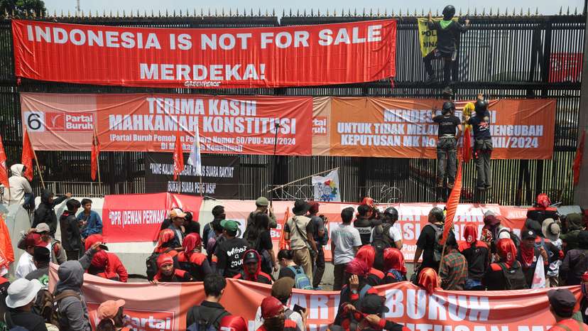 Protest outside the Indonesian Parliament against the revisions to the country's election law in Jakarta