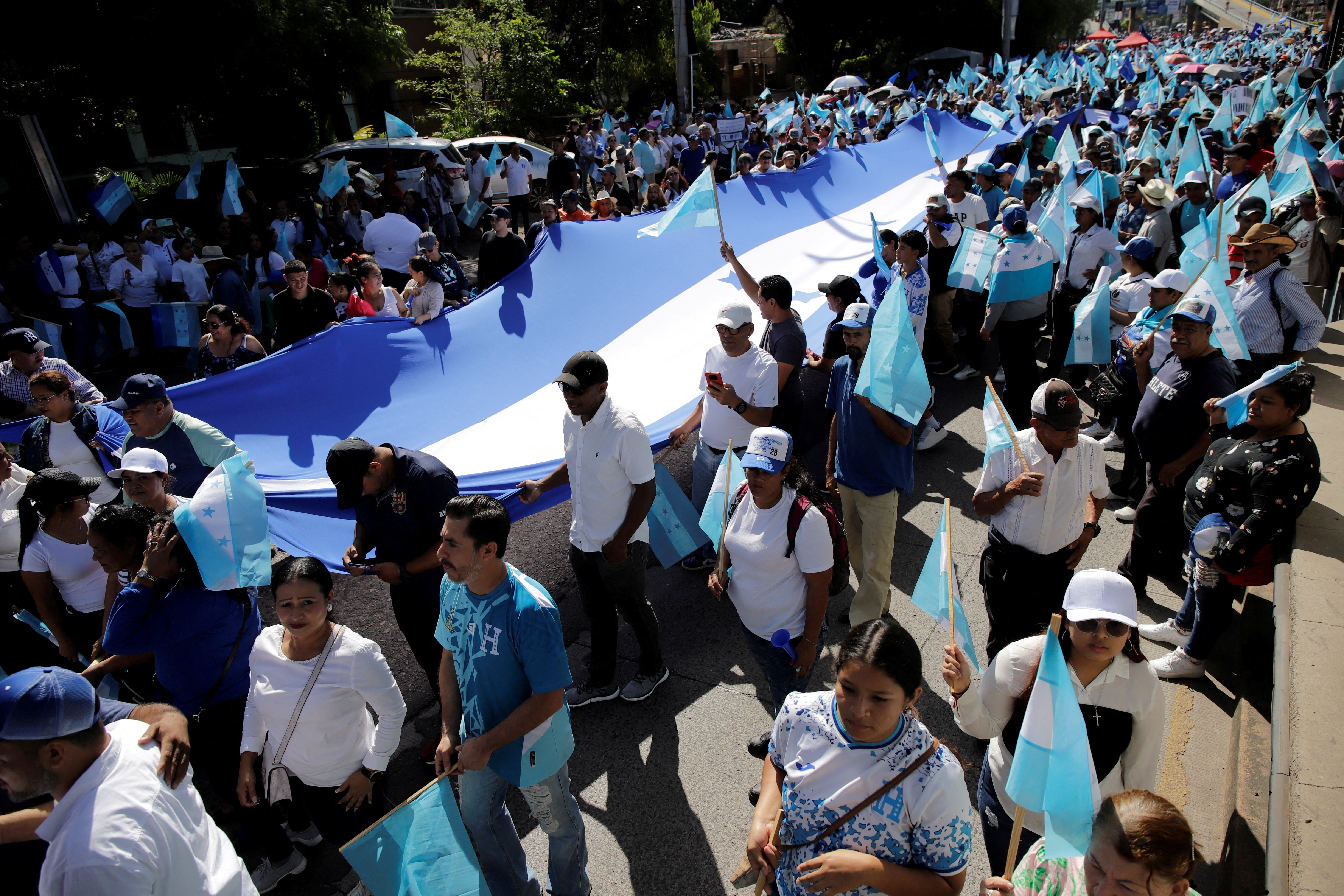 Honduras right-wing National Party candidate Asry Asfura campaigns in Tegucigalpa