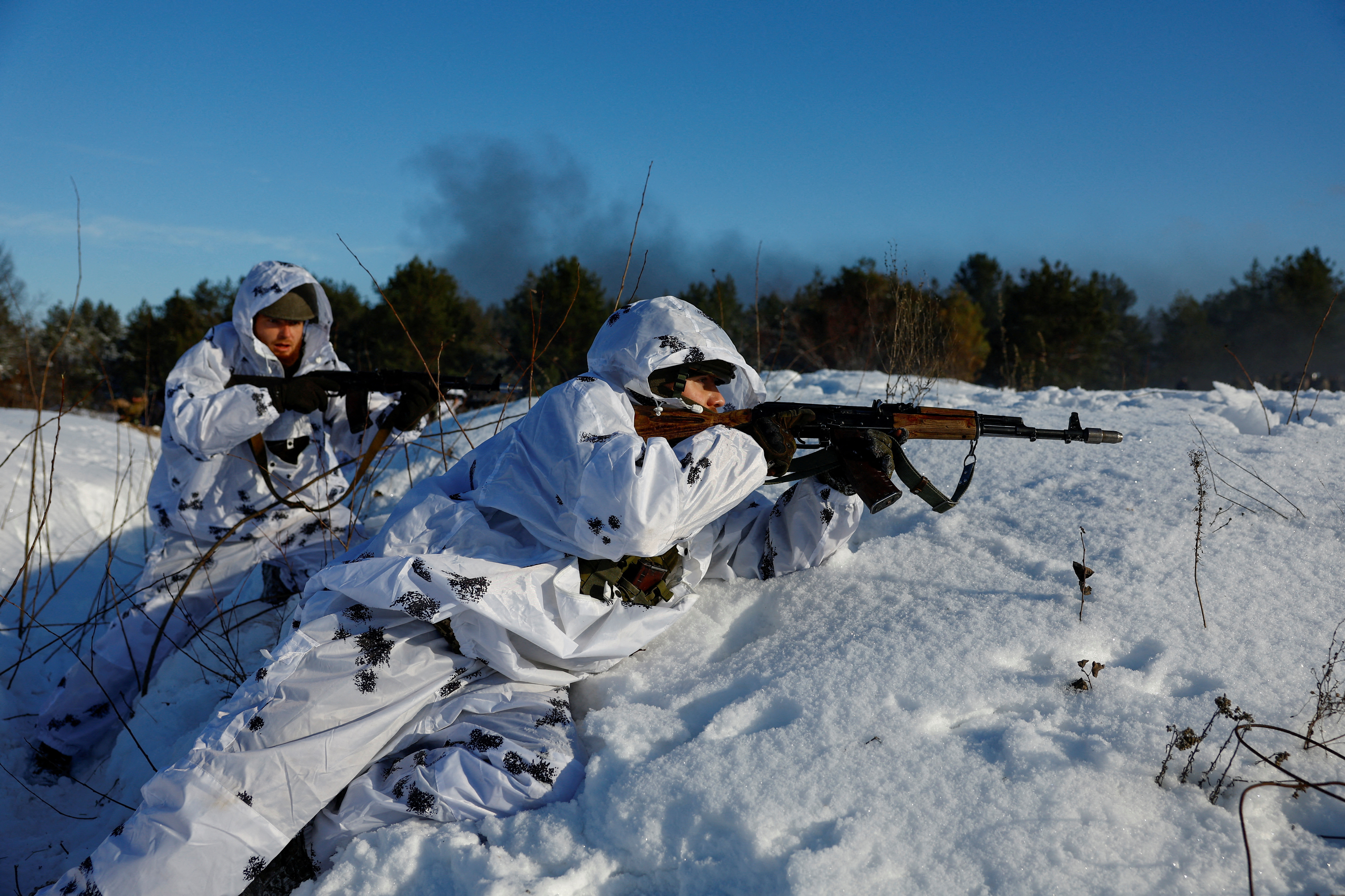 Ukrainian service members attend anti-sabotage drills in Chernihiv region