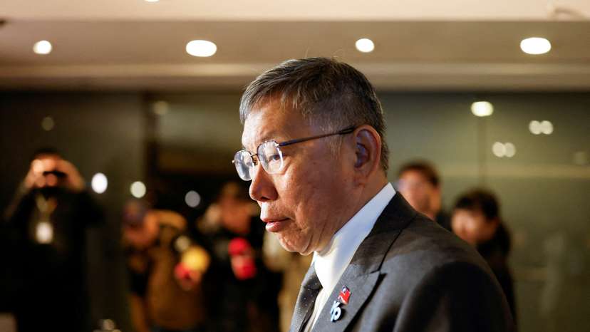 FILE PHOTO: Ko Wen-je, Taiwan People's Party (TPP) presidential candidate, holds a press conference in Taipei