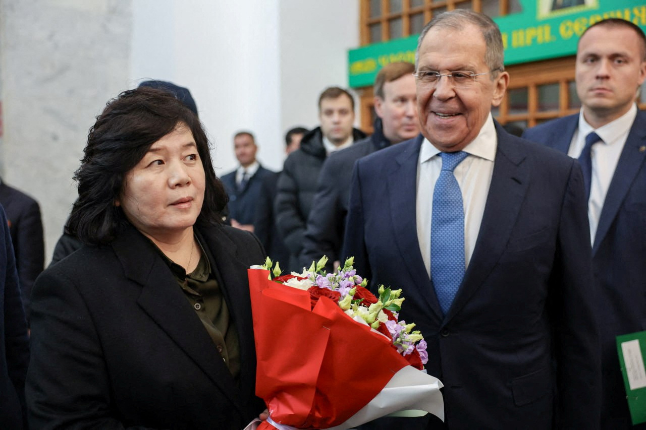 Russian FM Sergei Lavrov and his North Korean counterpart Choe Son Hui meet in Moscow