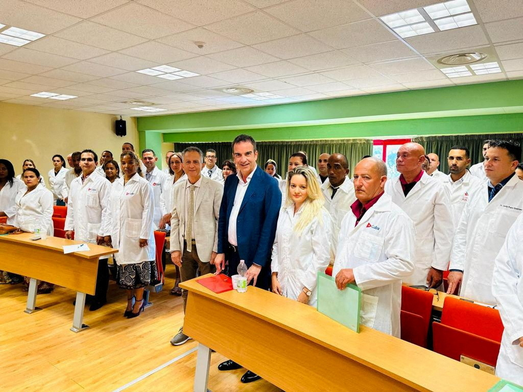 FILE PHOTO: Doctors from Communist Cuba are used to being dispatched to medical hotspots in Africa, Asia and South America, but less so to well-off Europe