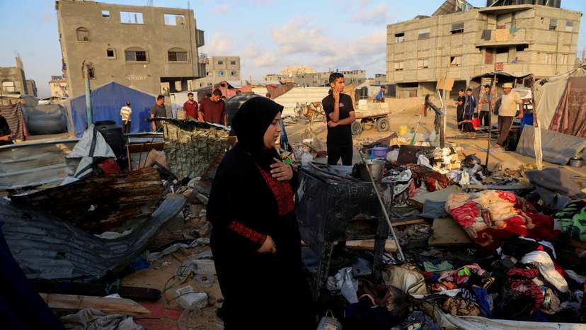 Aftermath of Israeli airstrikes on tents in Khan Younis
